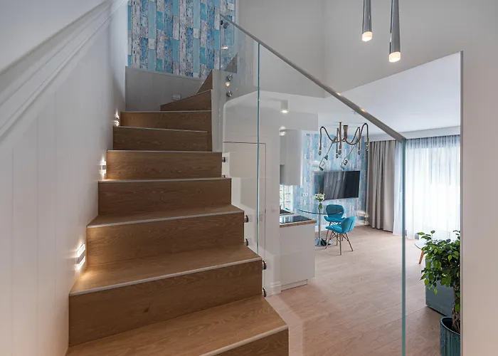 Lapwing Aparthotel 3*