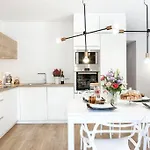 Lapwing Aparthotel