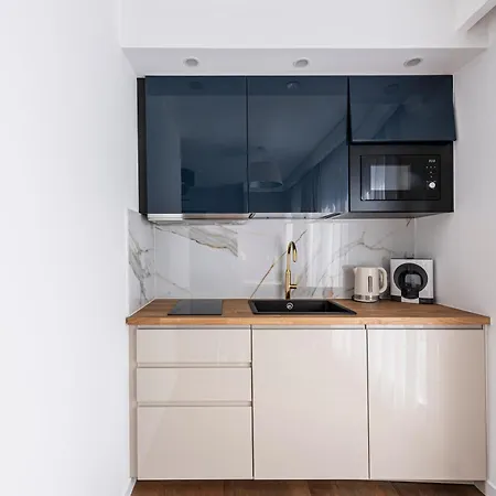 Apart Otel Lapwing 3*