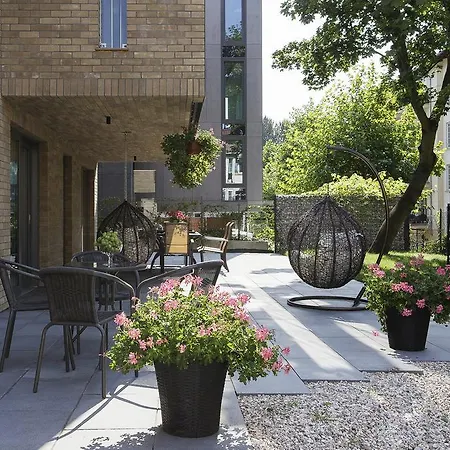 Aparthotel Lapwing 3*